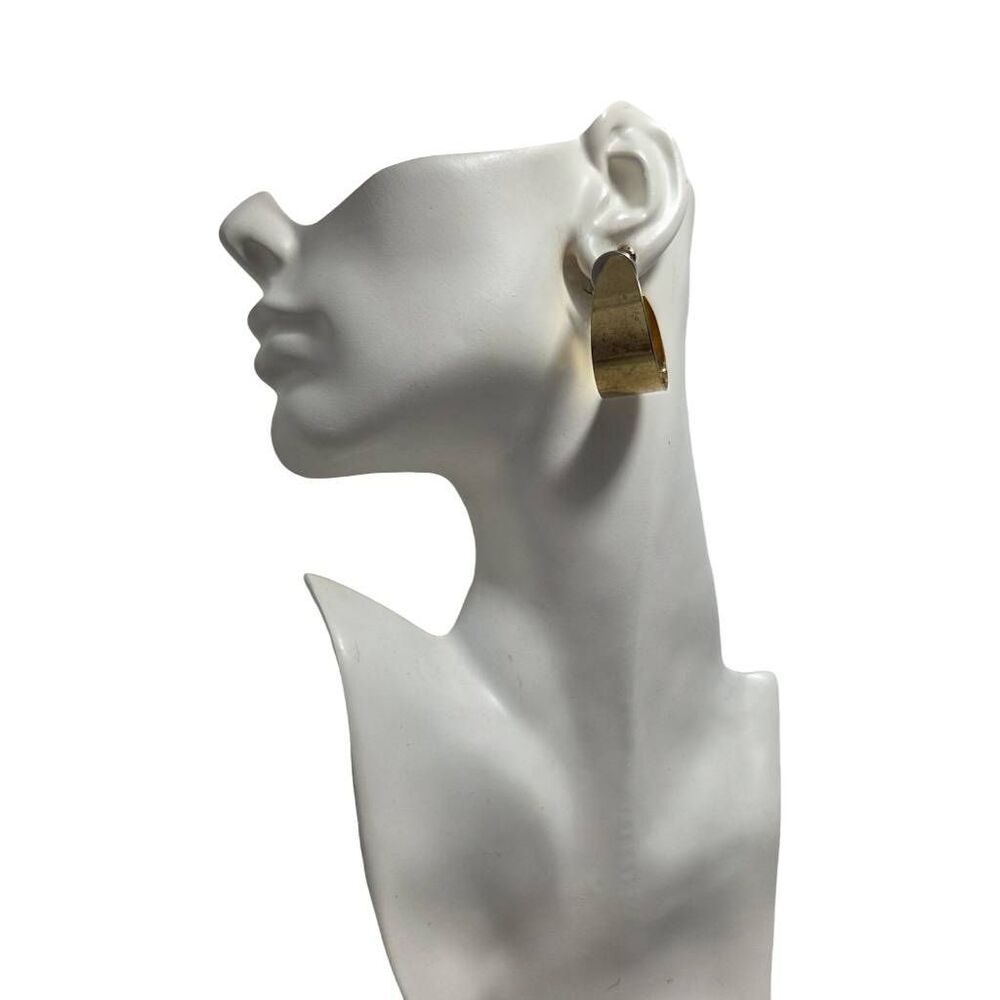 1980s Sculptural Curved Gold Tone Clip-On Earrings